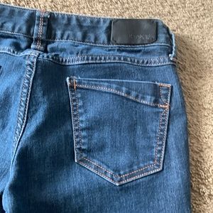 Express Zelda ultra skinny jeans.